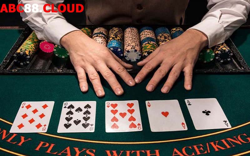 Lợi ích hướng dẫn chơi Poker mang lại